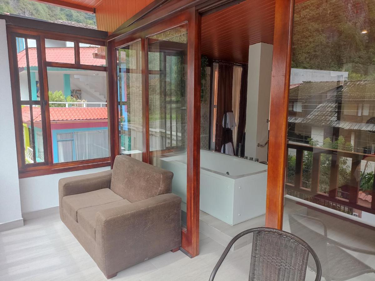 Posada J Baños Buitenkant foto
